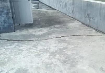 横县楼顶漏水维修公司分享下如何解决卫生间隐蔽部位漏水的问题?